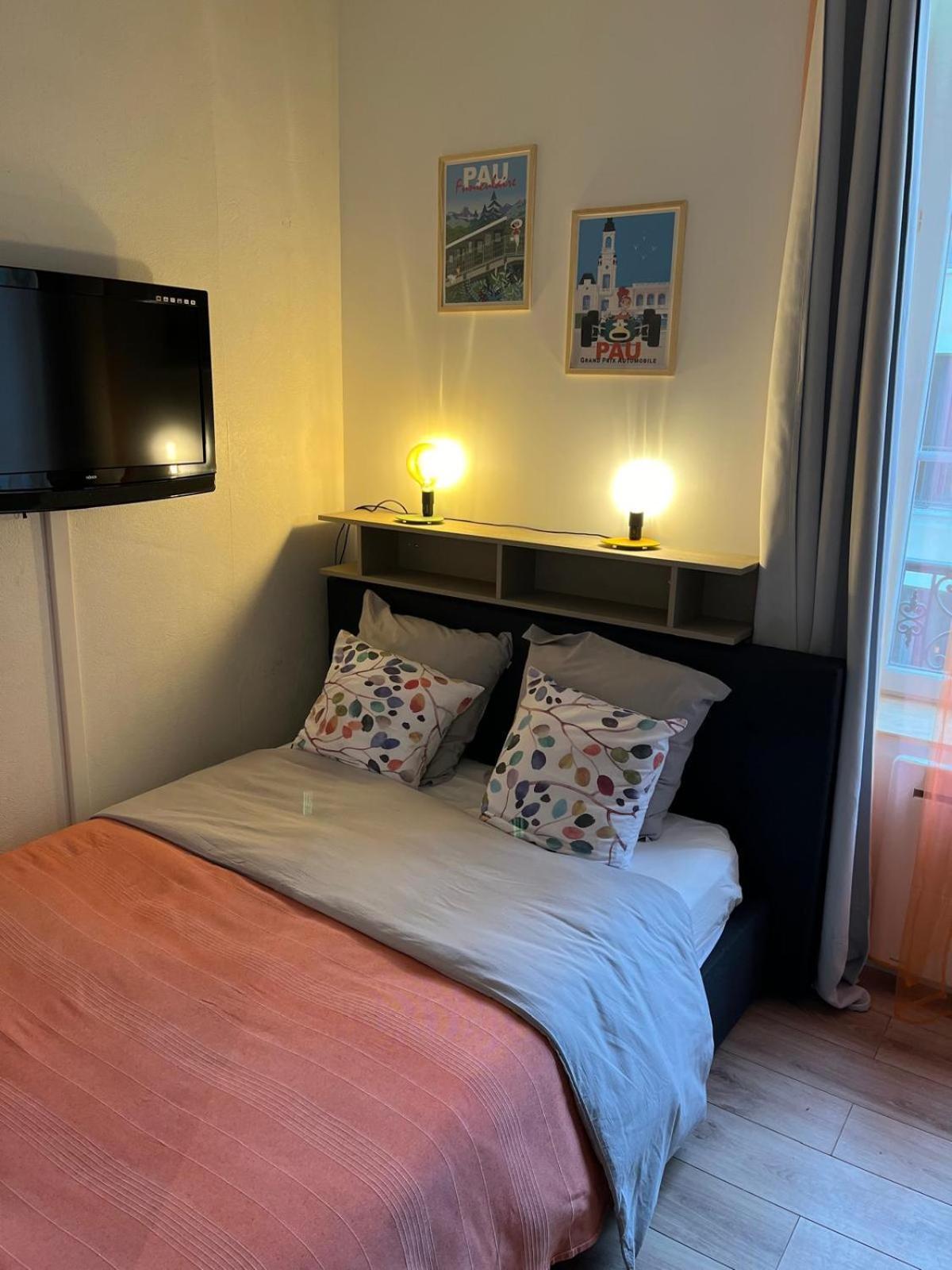 Studio Cosy En Coeur De Ville Pau Luaran gambar