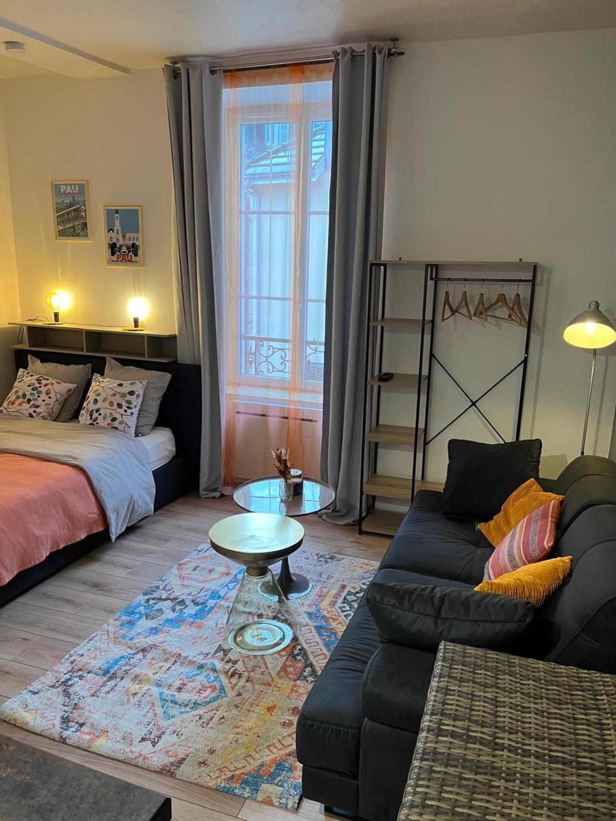 Studio Cosy En Coeur De Ville Pau Luaran gambar
